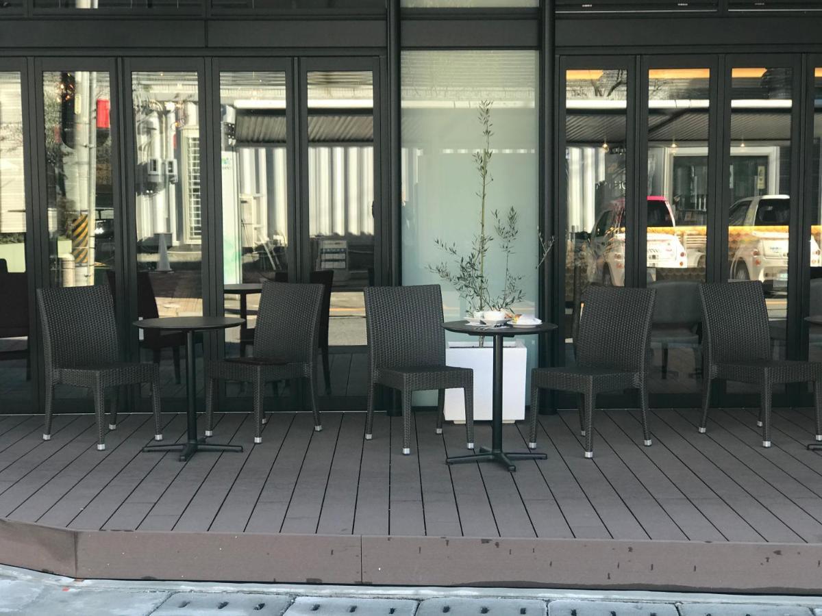At Inn Hotel Toyotashi Eki Toyota  Exteriör bild